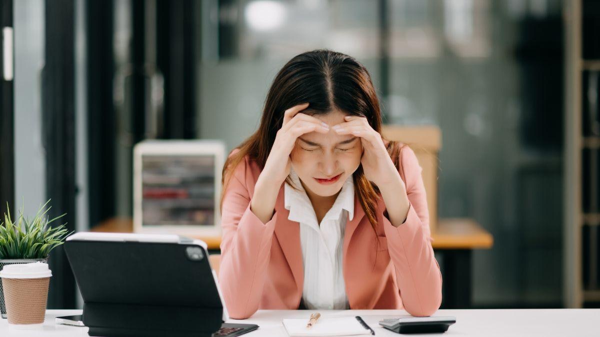 AI衝擊職場或加劇性別不公?研究:被波及職位中女性比男性多2倍 AI衝擊職場或加劇性別不公?研究:被波及職位中女性比男性多2倍