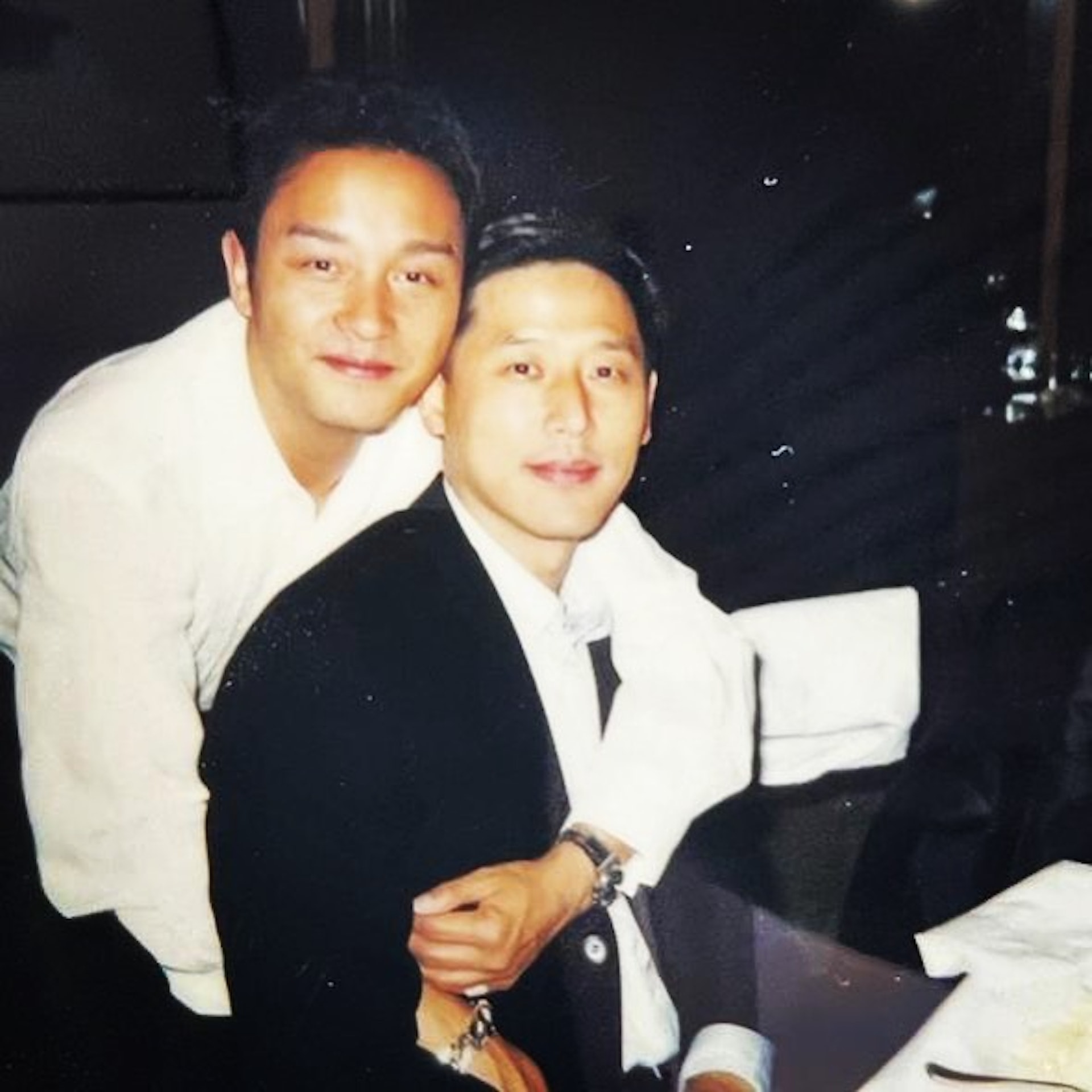 在哥哥今年生忌时,「哥迷」已开始等他Post圣诞合照。 (Instagram:dhttong) 在哥哥今年生忌时,「哥迷」已开始等他Post圣诞合照。 (Instagram:dhttong)