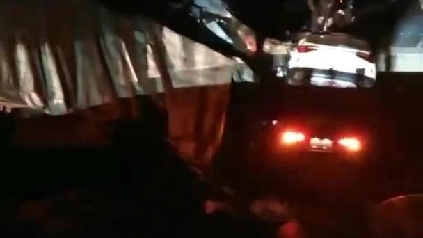 內蒙古一高速路段塌陷多車被困 3死4傷 內蒙古一高速路段塌陷多車被困 3死4傷
