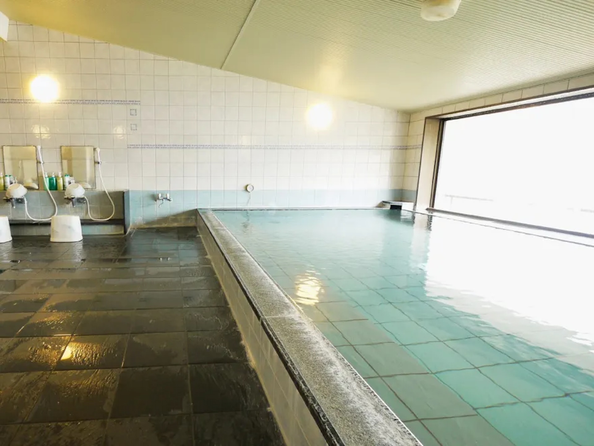 露櫻酒店 河口湖(Hotel Route-Inn Kawaguchiko)(圖片來源:Trip.com) 露櫻酒店 河口湖(Hotel Route-Inn Kawaguchiko)(圖片來源:Trip.com)
