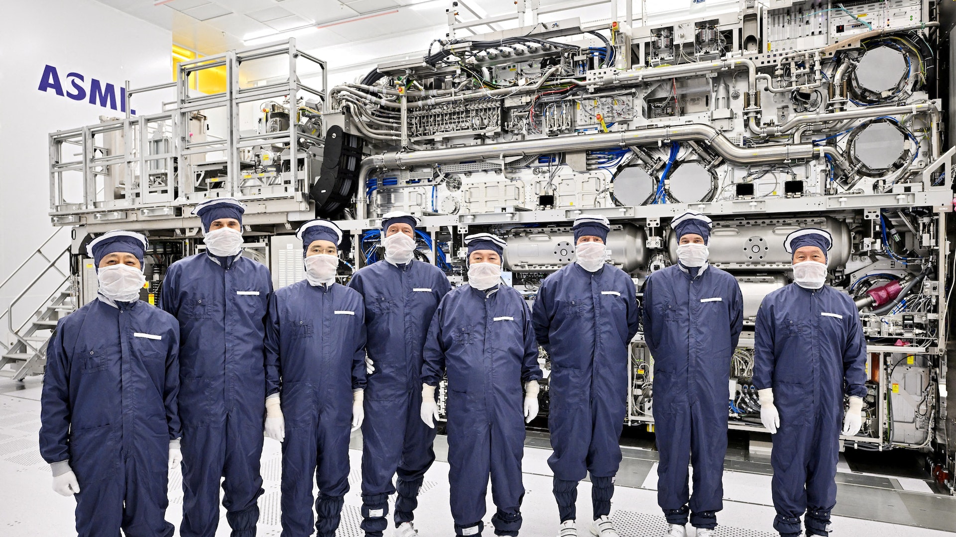 荷蘭ASML:部份產品對中國出口許可撤銷 包括光刻機 荷蘭ASML:部份產品對中國出口許可撤銷 包括光刻機