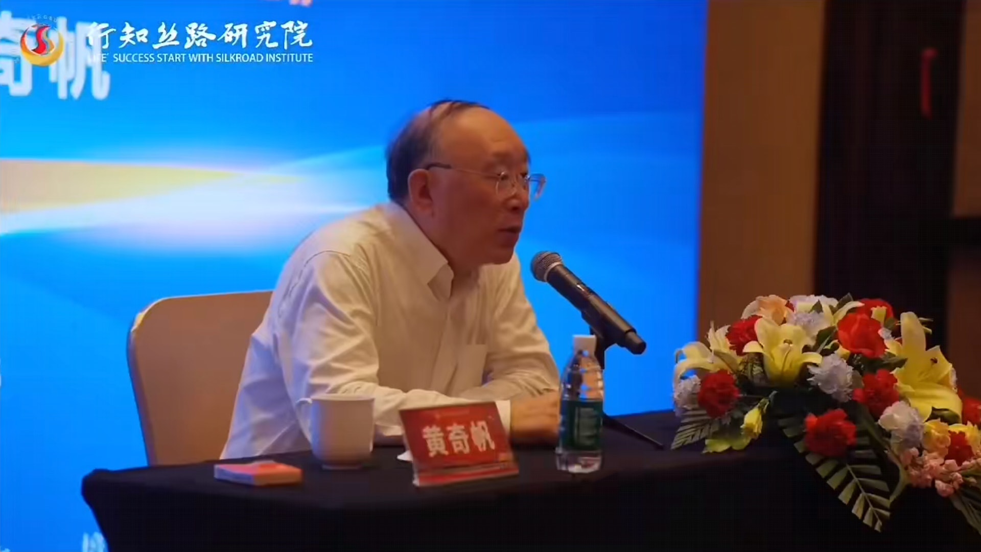 重庆市前市长黄奇帆被官宣落马。