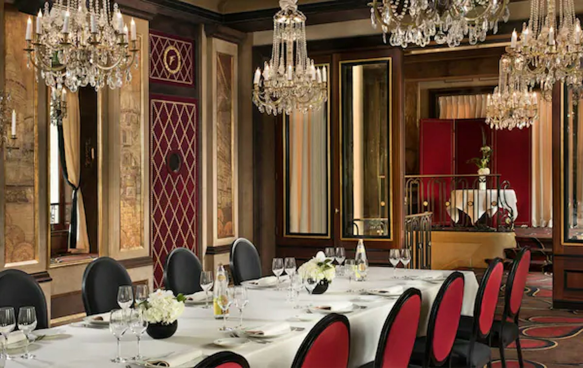 法國巴黎酒店推介【9】巴里爾富凱巴黎酒店(Hotel Barriere Le Fouquet's Paris)(Agoda) 法國巴黎酒店推介【9】巴里爾富凱巴黎酒店(Hotel Barriere Le Fouquet's Paris)(Agoda)