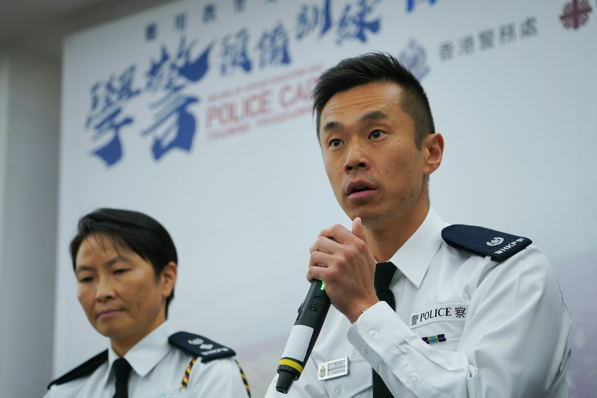 招募組警司陳杰峰指課程課程最後階段，學員可參與學警遴選程序，順利銜接學警訓練。（黃浩謙攝）