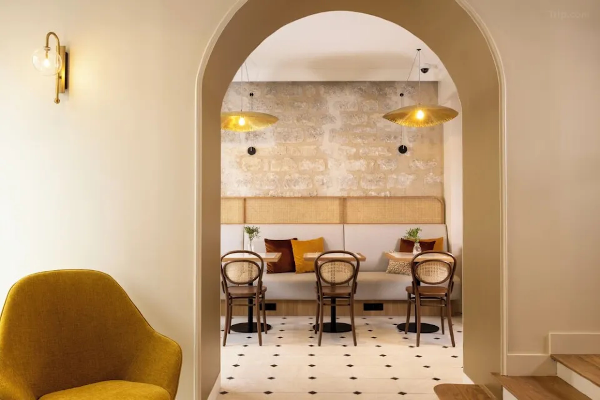 Alberte Hôtel(圖片來源:Trip.com) Alberte Hôtel(圖片來源:Trip.com)