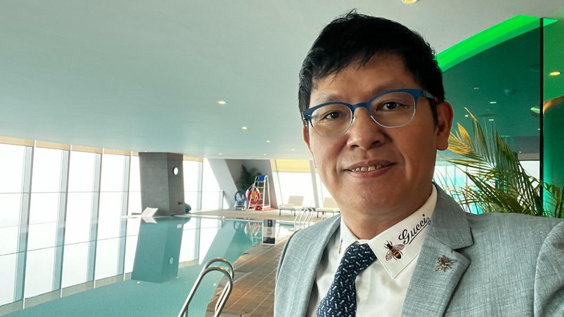 台灣知名皮膚科診所「于賓診所」院長彭于賓26日(上周五)上午在上海猝逝。(彭于賓FB) 台灣知名皮膚科診所「于賓診所」院長彭于賓26日(上周五)上午在上海猝逝。(彭于賓FB)
