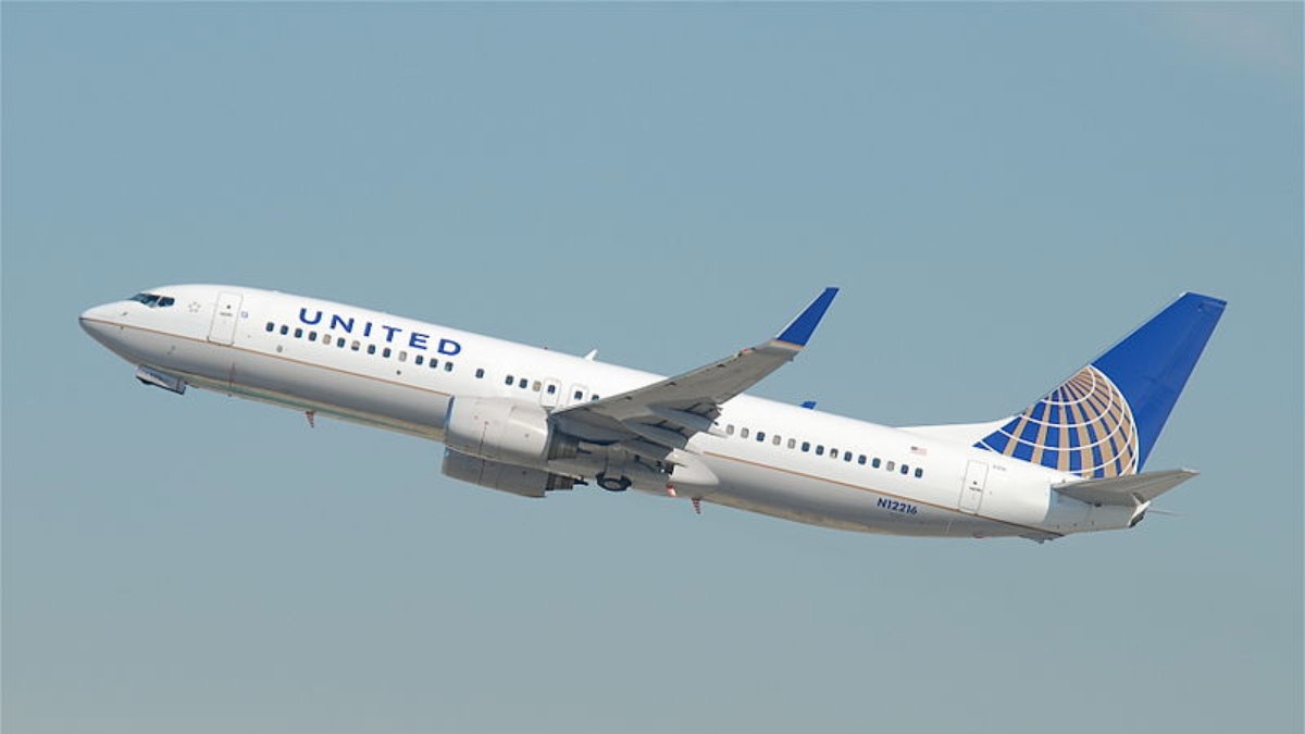 波音又出事 客機飛行期間擋風玻璃破裂 緊急換機場降落 波音又出事 客機飛行期間擋風玻璃破裂 緊急換機場降落