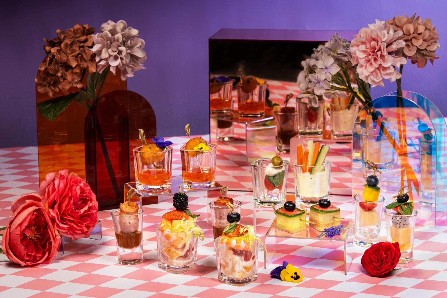 3月自助餐優惠【5】六國酒店 ── 下午茶自助餐煙三文魚、鮮果巴馬火腿等精緻點心任食四小時73折(圖片來源:六國酒店) 3月自助餐優惠【5】六國酒店 ── 下午茶自助餐煙三文魚、鮮果巴馬火腿等精緻點心任食四小時73折(圖片來源:六國酒店)