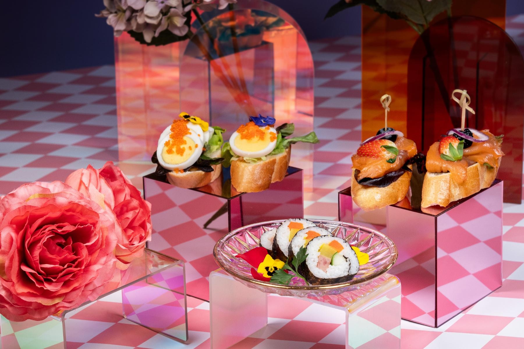 3月自助餐優惠【5】六國酒店 ── 下午茶自助餐煙三文魚、鮮果巴馬火腿等精緻點心任食四小時73折(圖片來源:六國酒店) 3月自助餐優惠【5】六國酒店 ── 下午茶自助餐煙三文魚、鮮果巴馬火腿等精緻點心任食四小時73折(圖片來源:六國酒店)