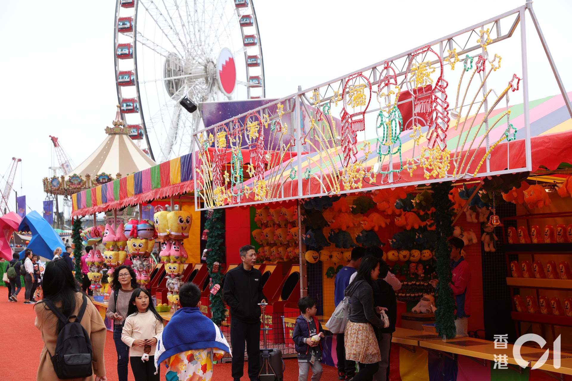 具賀年感的攤位遊戲(鄭子峰攝) 具賀年感的攤位遊戲(鄭子峰攝)