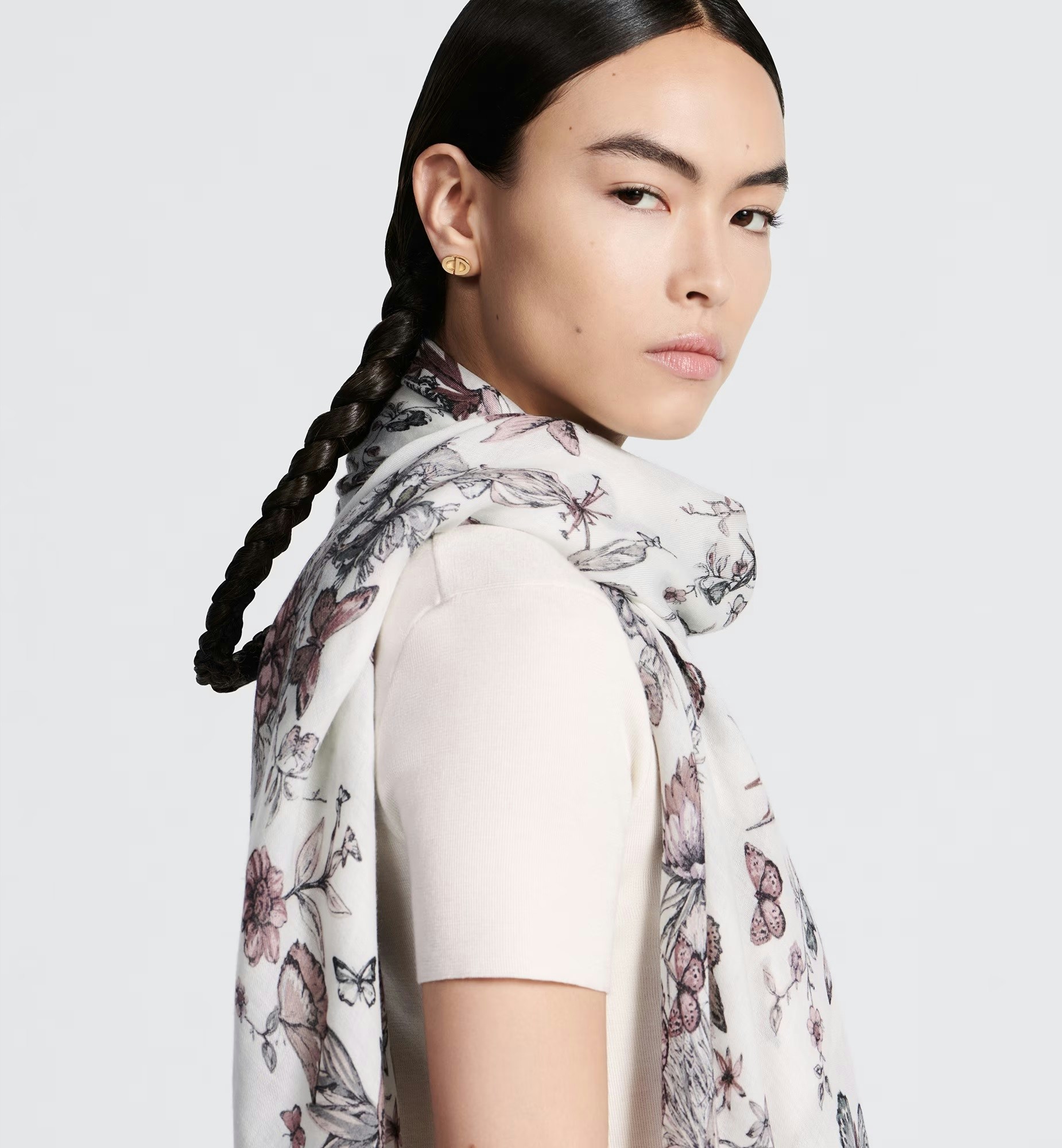 Cashmere Louis vuitton 頸 巾 頸巾推薦 LV Gucci Loewe等保暖舒適款 Herm