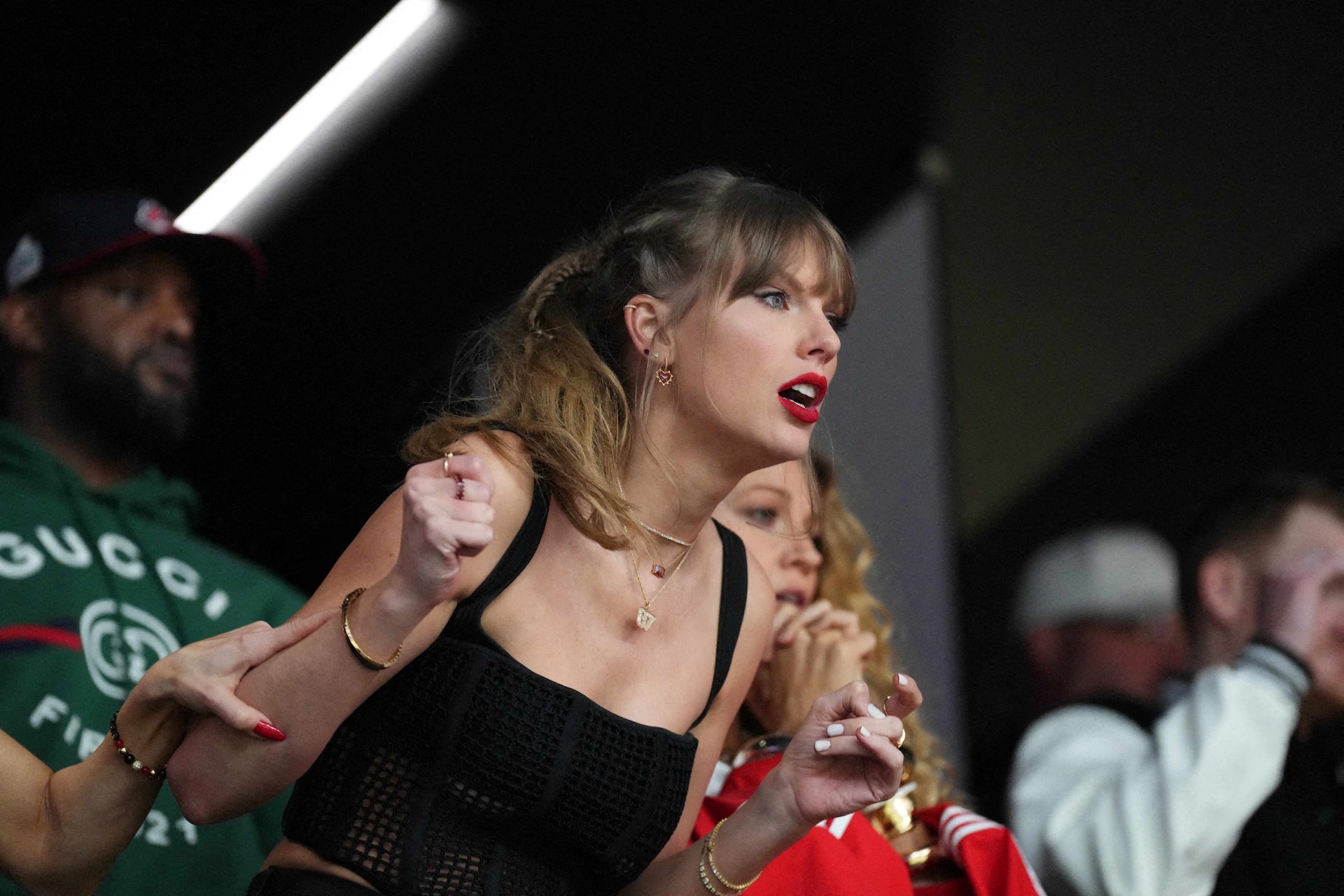 美式足球超級碗:Taylor Swift reacts during the first quarter between Kansas City Chiefs and San Francisco 49ers of Super Bowl LVIII at Allegiant Stadium. Mandatory Credit: Joe Camporeale-USA TODAY Sports TPX(Reuters) 美式足球超級碗:Taylor Swift reacts during the first quarter between Kansas City Chiefs and San Francisco 49ers of Super Bowl LVIII at Allegiant Stadium. Mandatory Credit: Joe Camporeale-USA TODAY Sports TPX(Reuters)