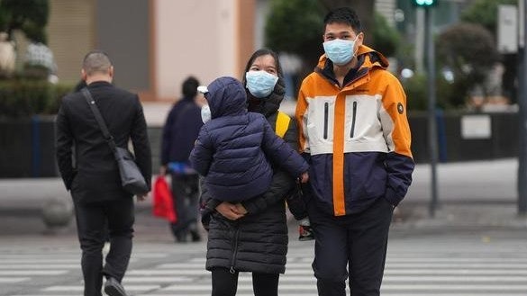 短袖變羽絨!廣東再迎降溫 粵北或低至-2℃ 短袖變羽絨!廣東再迎降溫 粵北或低至-2℃
