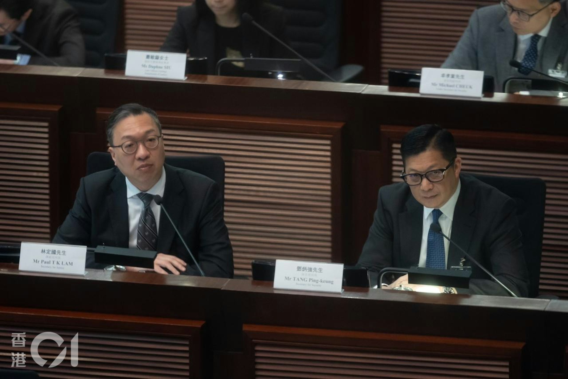 立法會23條立法相關事宜小組委員會今日(7日)早上舉行會議,出席的包括律政司司長林定國、保安局局長鄧炳強。(廖雁雄攝) 立法會23條立法相關事宜小組委員會今日(7日)早上舉行會議,出席的包括律政司司長林定國、保安局局長鄧炳強。(廖雁雄攝)