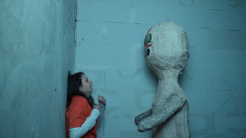 鬼故|恐怖蠟像識殺人 同佢玩一二三木頭人一眨眼就扭斷你條頸 鬼故|恐怖蠟像識殺人 同佢玩一二三木頭人一眨眼就扭斷你條頸
