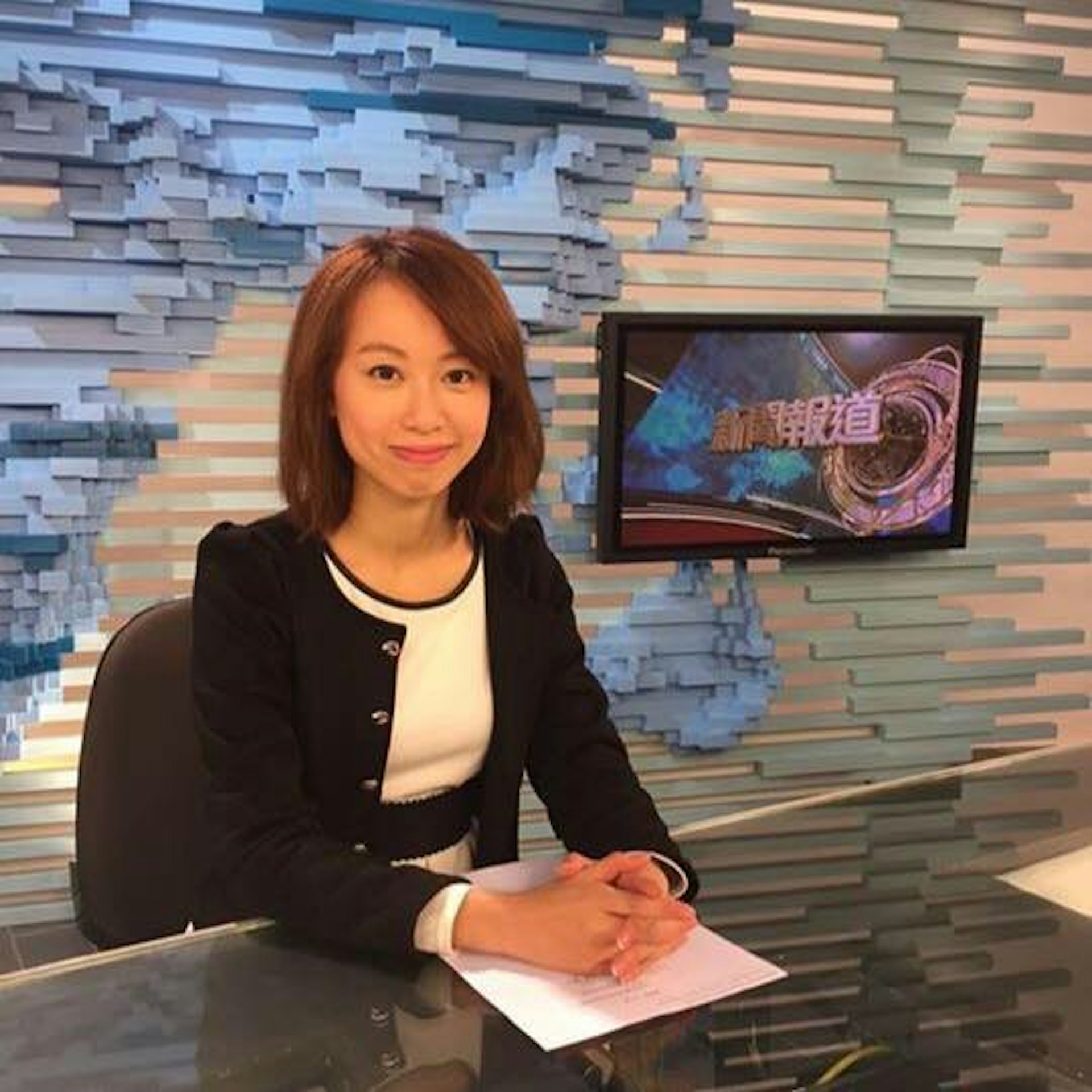 曾子晴是亚视前财经主播。