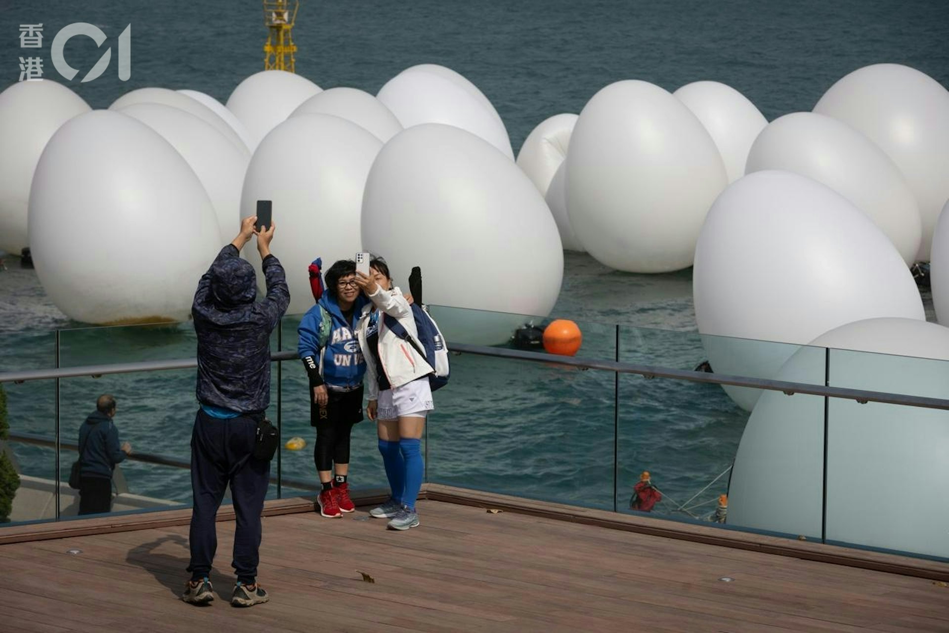 部分展品已率先放置在添馬公園。(資料圖片) 部分展品已率先放置在添馬公園。(資料圖片)