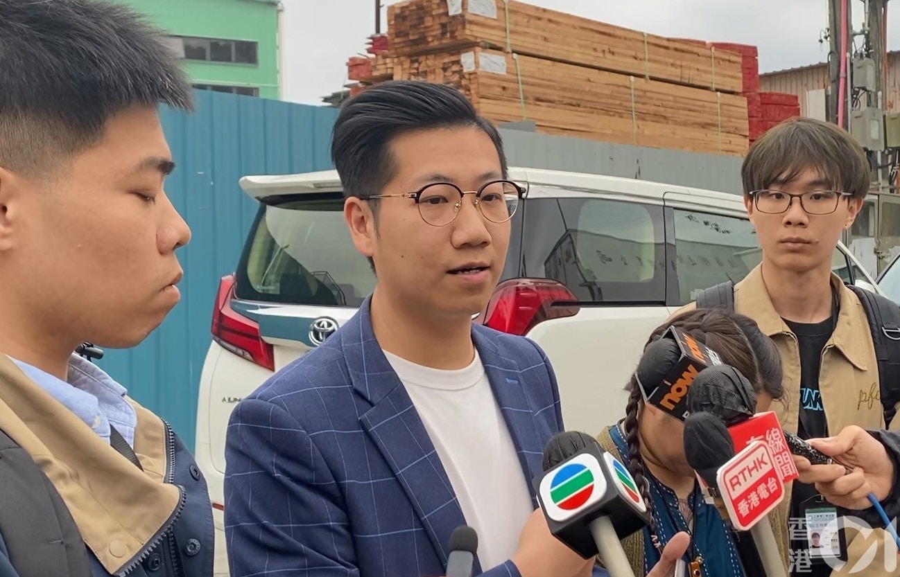 死者胞弟批評有關公司不負責任。（羅日昇攝）