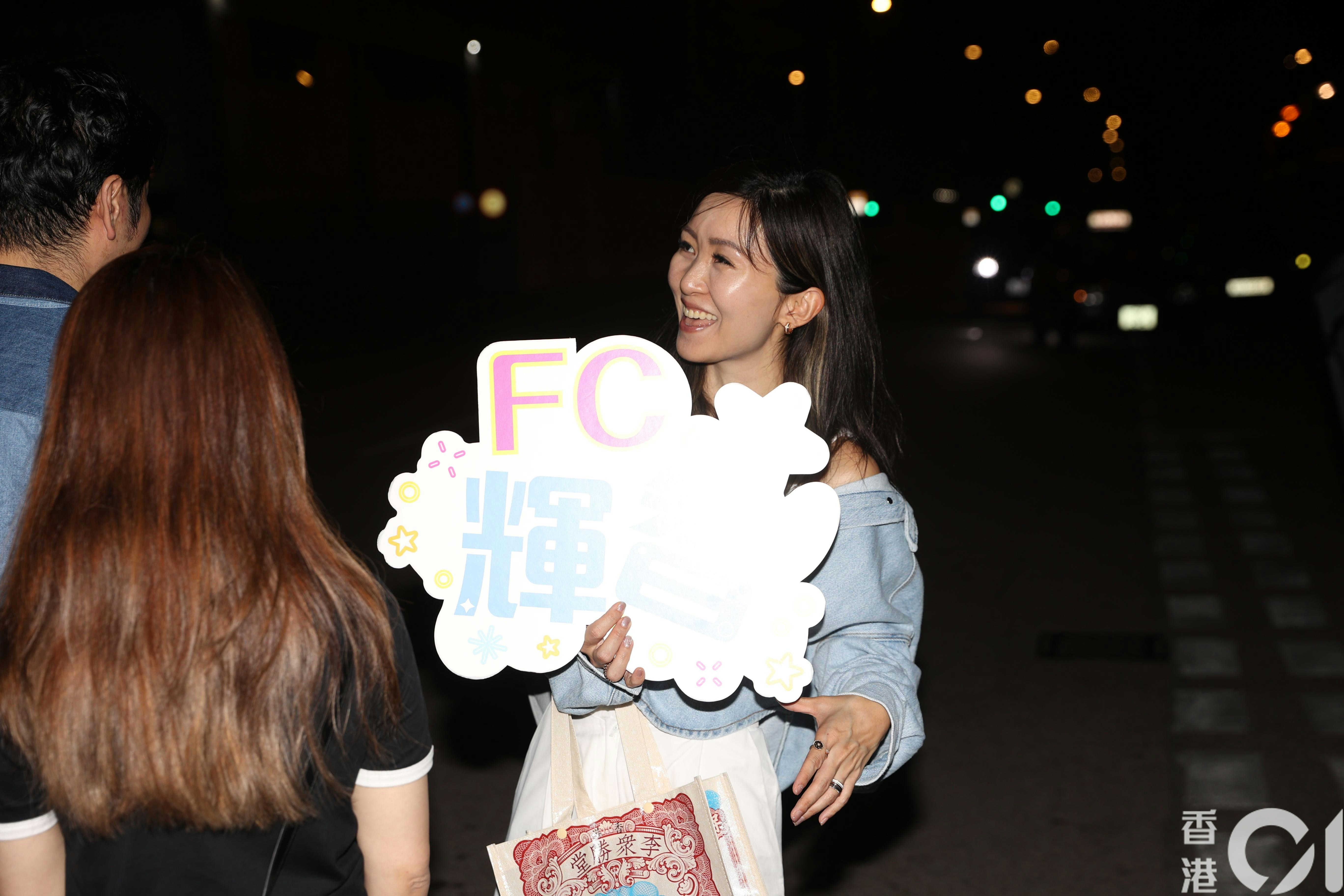 谭辉智的妹妹更接受《香港01》的独家访问。(陈顺祯 摄)