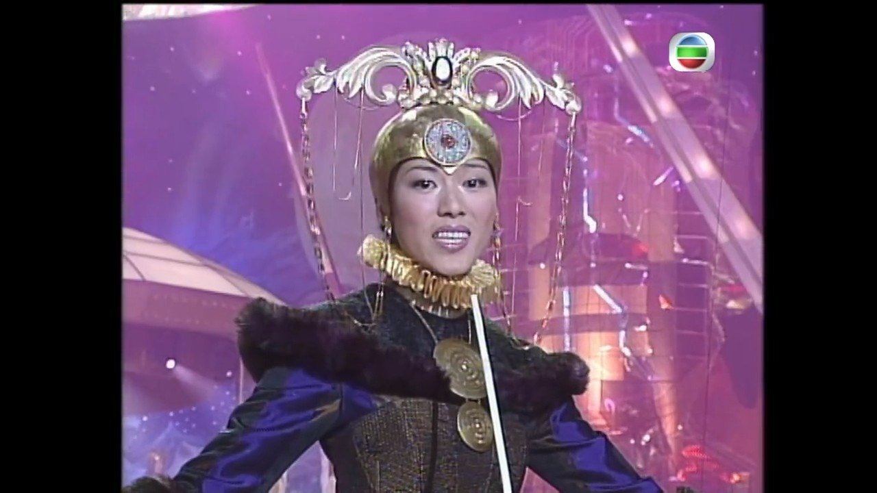 参选《2000年香港小姐竞选》的林淑敏。（《2000年香港小姐竞选》的截图）