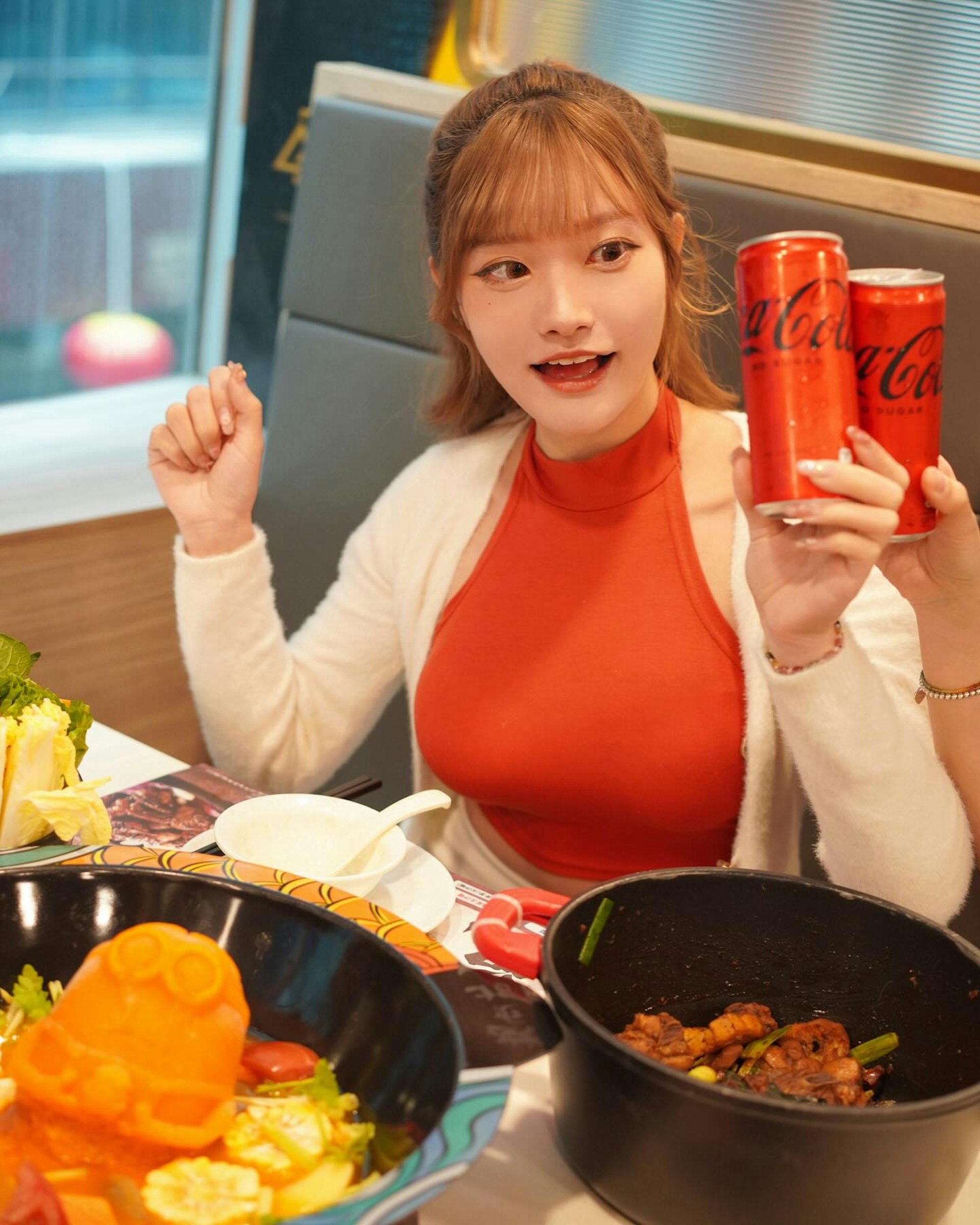 「歡樂馬介休」KOL芊華在網上頗有人氣。(IG@wawaeatzz) 「歡樂馬介休」KOL芊華在網上頗有人氣。(IG@wawaeatzz)