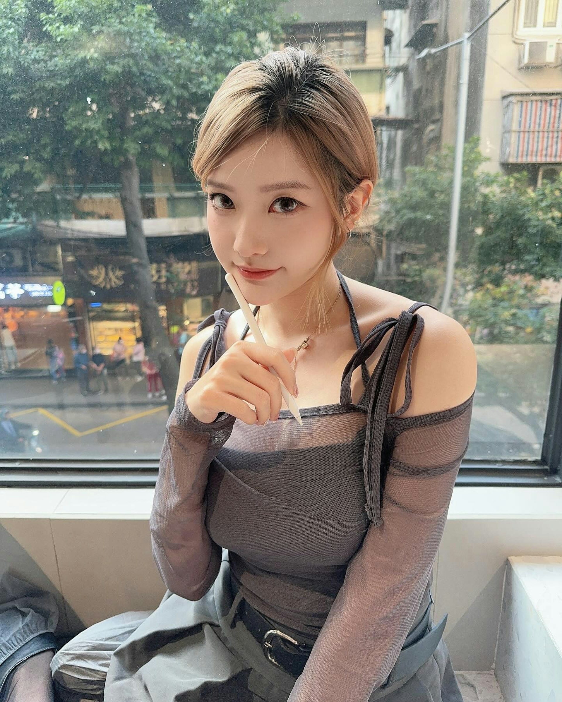 「歡樂馬介休」KOL芊華在網上頗有人氣。(IG@wawaeatzz) 「歡樂馬介休」KOL芊華在網上頗有人氣。(IG@wawaeatzz)