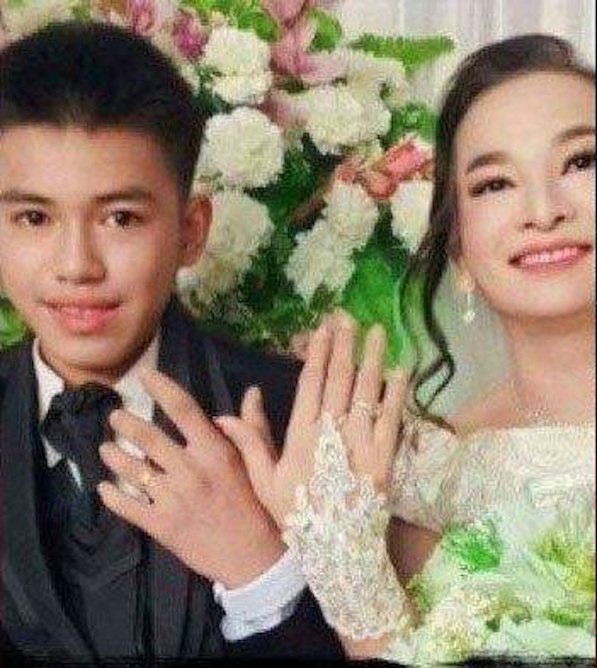 印尼1名41歲富家女子戀上閨密16歲兒子,強調2人是「兩情相悅」並非因為金錢,更力排眾議於2023年結婚。(網上圖片) 印尼1名41歲富家女子戀上閨密16歲兒子,強調2人是「兩情相悅」並非因為金錢,更力排眾議於2023年結婚。(網上圖片)