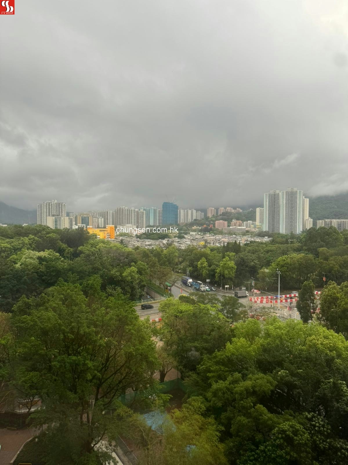 上水443呎公屋拍賣開價$130萬牆身掉漆磚外露網民︰敘利亞風| LIHKG 討論區