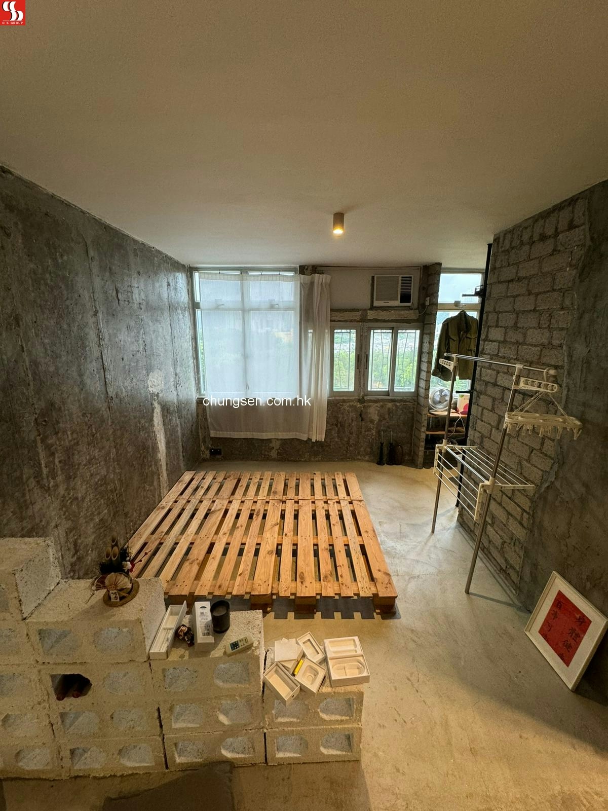 上水443呎公屋拍賣開價$130萬牆身掉漆磚外露網民︰敘利亞風| LIHKG 討論區