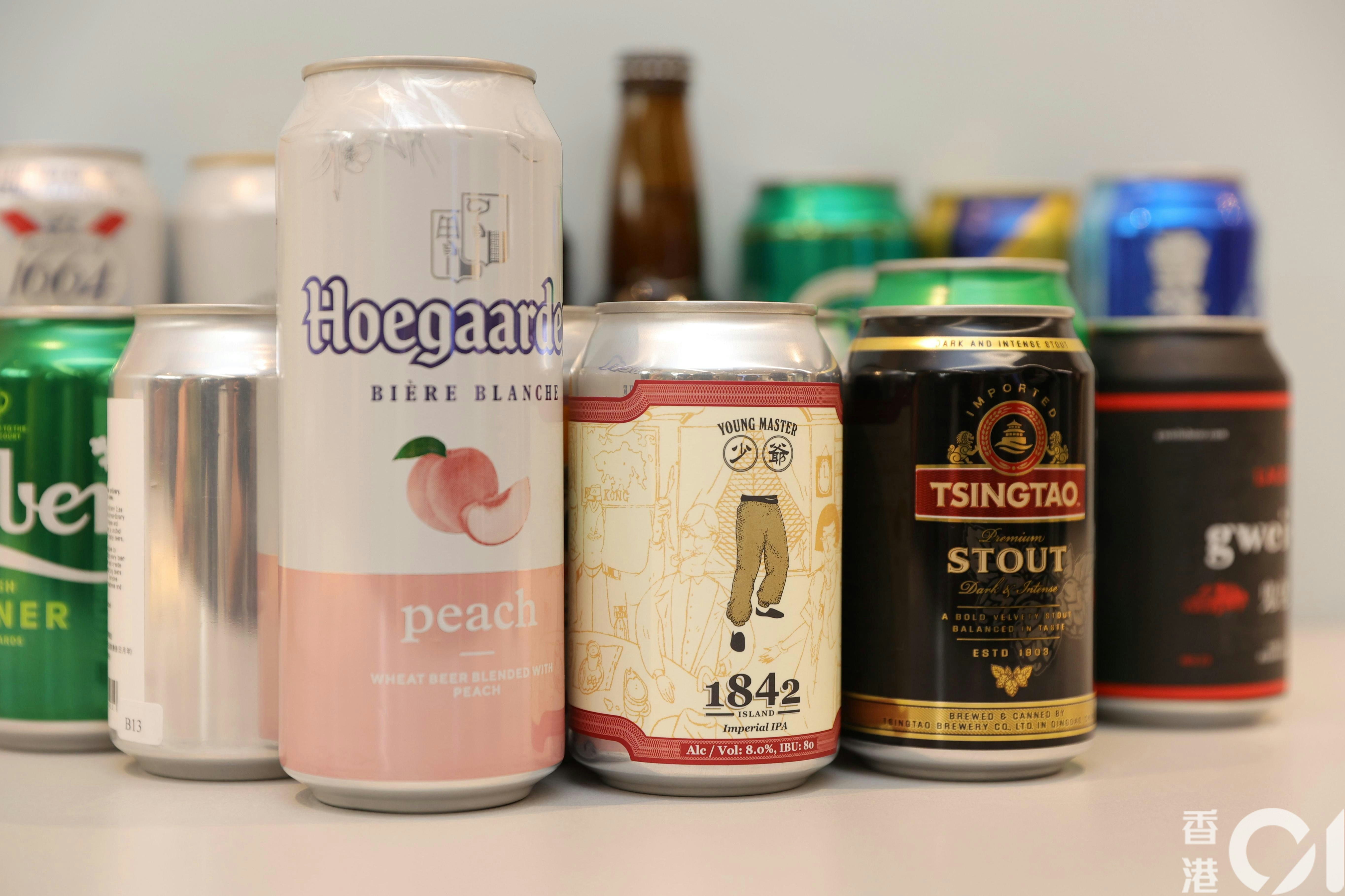消费者委员会首次测试30款预先包装罐装或支装啤酒。（郑子峰摄）