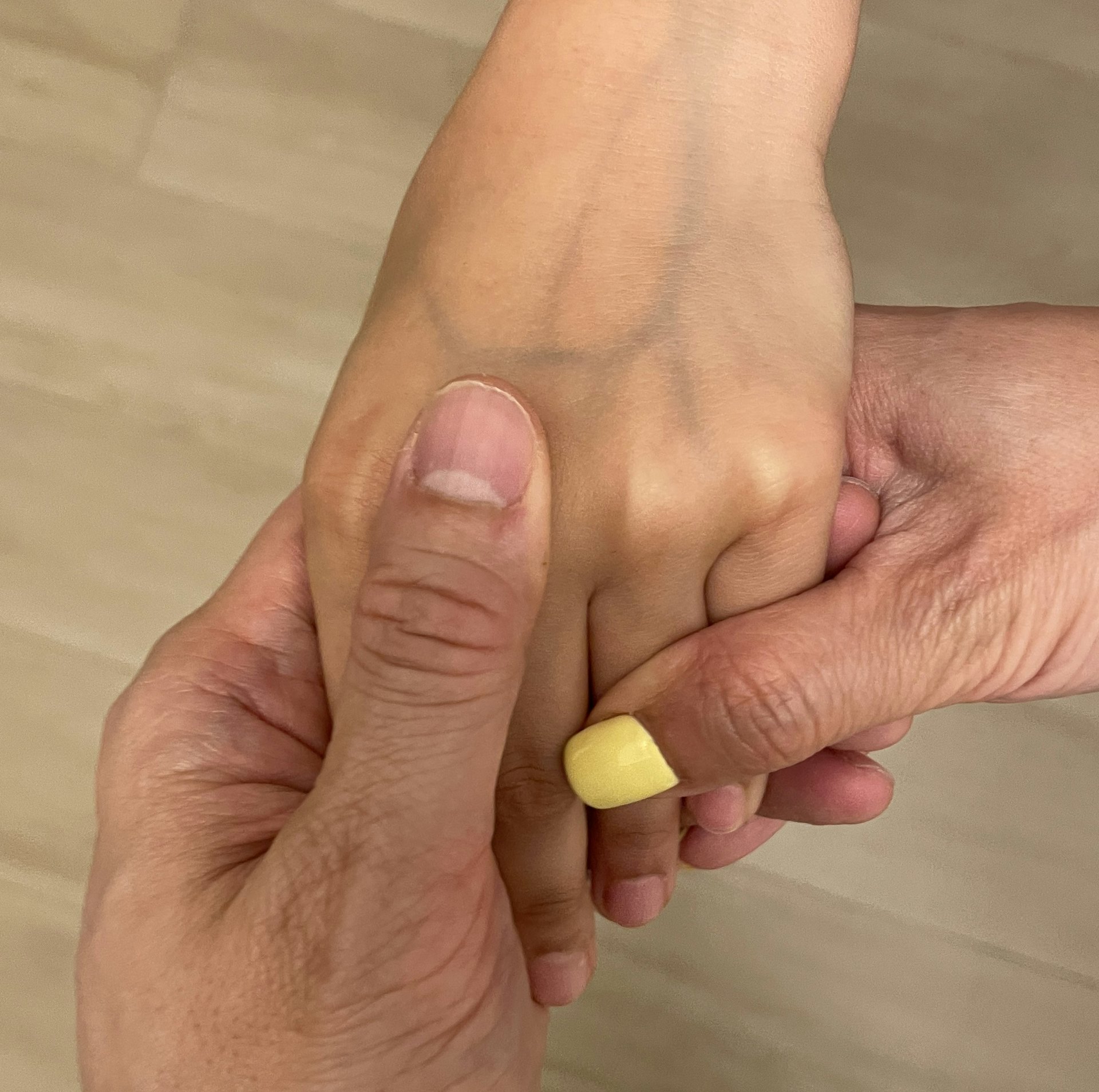 Hart憶述,上一段婚姻較少與太太溝通,女兒與自己的關係亦比較生疏,透過再婚家庭指導服務令他了解到家庭成員應該互相溝通,說出大家彼此的需求或困難。(受訪者提供)