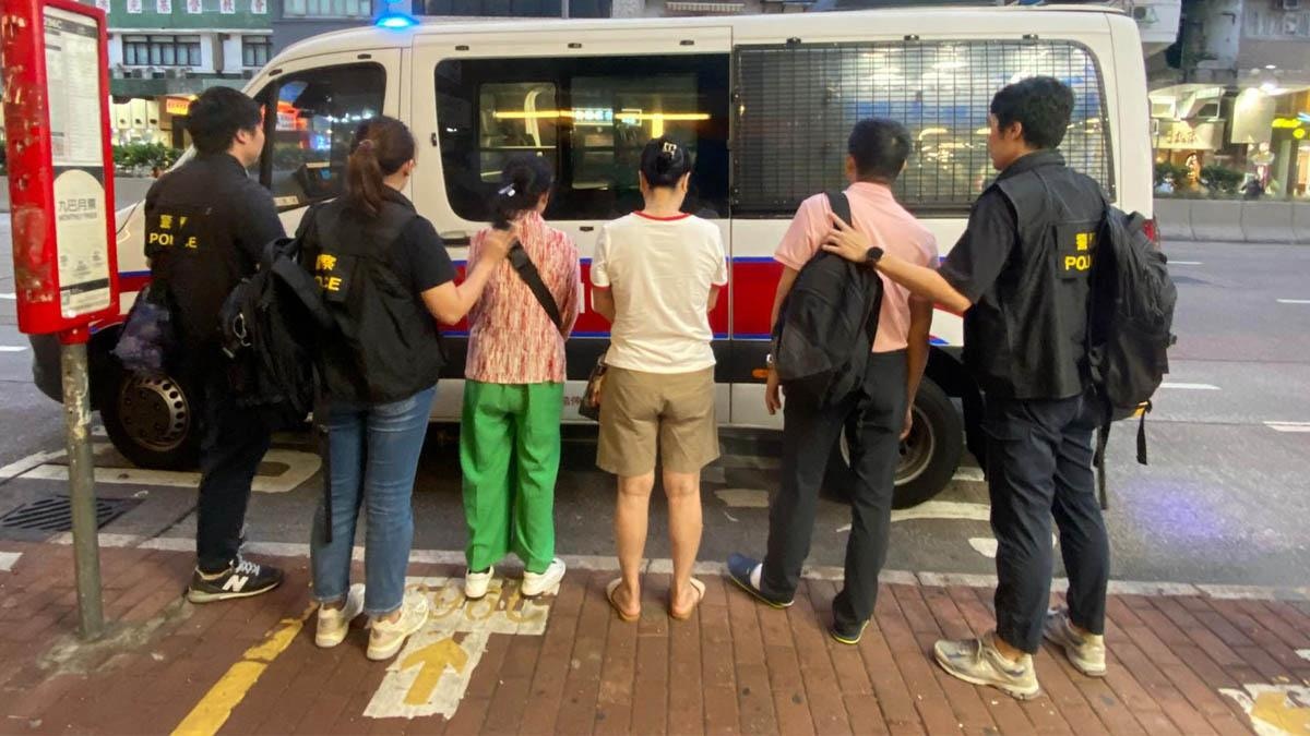 警深水埗搗地下竹館　四男女被捕