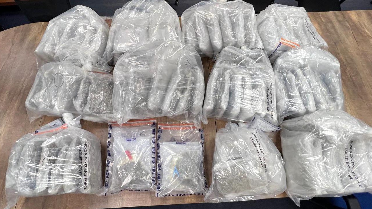 警毒品調查科搗販毒集團 搜三地點檢$1,070萬毒品拘兩男 警毒品調查科搗販毒集團 搜三地點檢$1,070萬毒品拘兩男