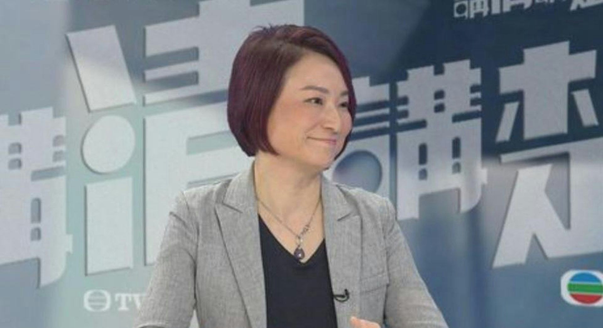 愛國主義教育工作小組短期內將召開首次會議,工作小組組長李慧琼在一個電視節目上說,愛國不直接等於愛黨,但相信如果市民熱愛國家,亦會認同中國共產黨各方面成就。(無綫電視截圖) 愛國主義教育工作小組短期內將召開首次會議,工作小組組長李慧琼在一個電視節目上說,愛國不直接等於愛黨,但相信如果市民熱愛國家,亦會認同中國共產黨各方面成就。(無綫電視截圖)