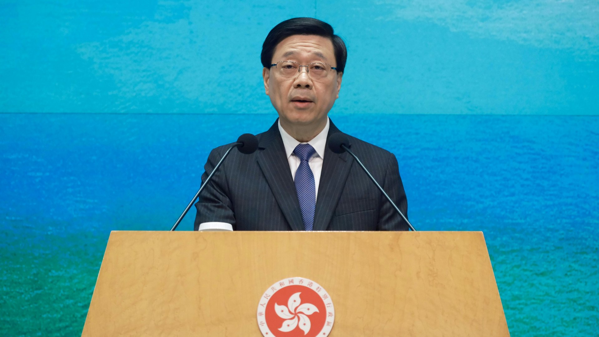 假新聞|李家超:自律、行業提升專業化處理 則不需要立法 假新聞|李家超:自律、行業提升專業化處理 則不需要立法