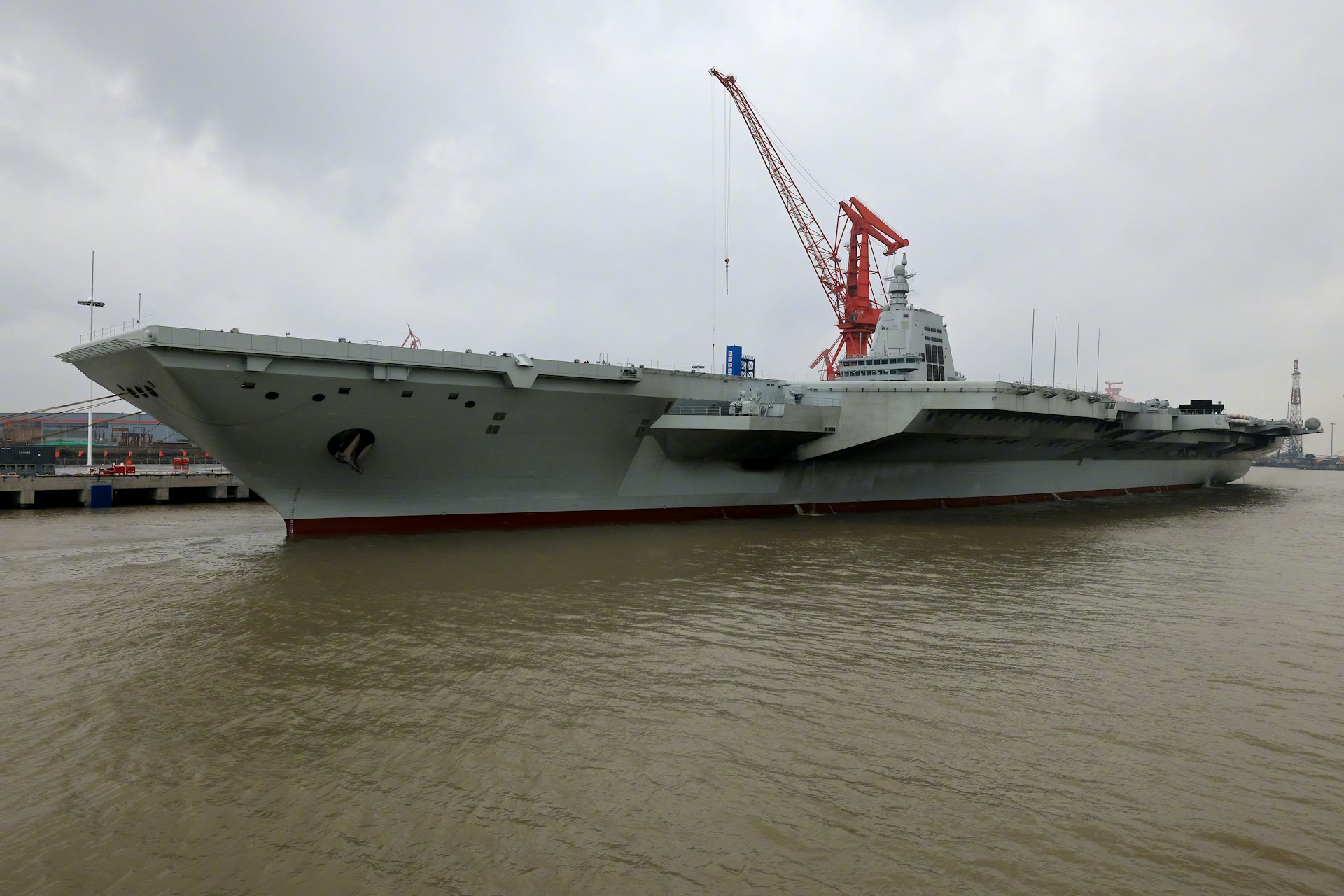 福建艦採用電磁彈射。(圖/新華社)