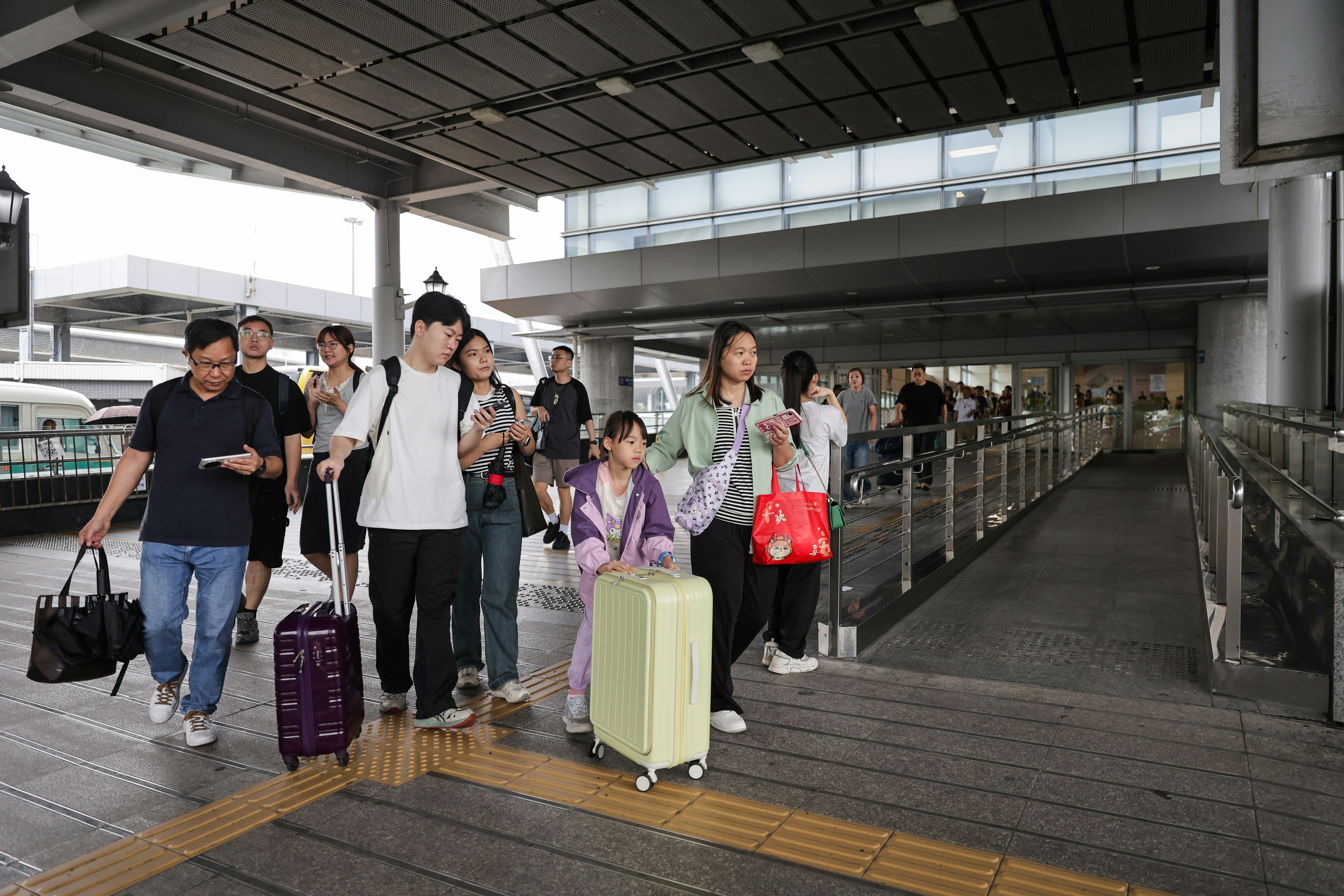 今年12.1起深圳居民赴港旅遊一簽多行（資料圖片/蘇煒然攝）