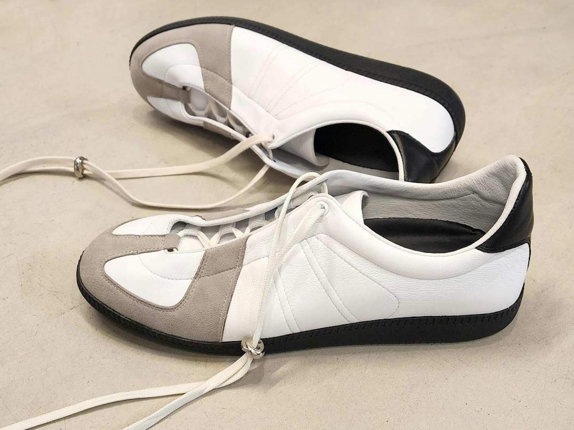 Deviation Racing Trainers(Deviation) Deviation Racing Trainers(Deviation)