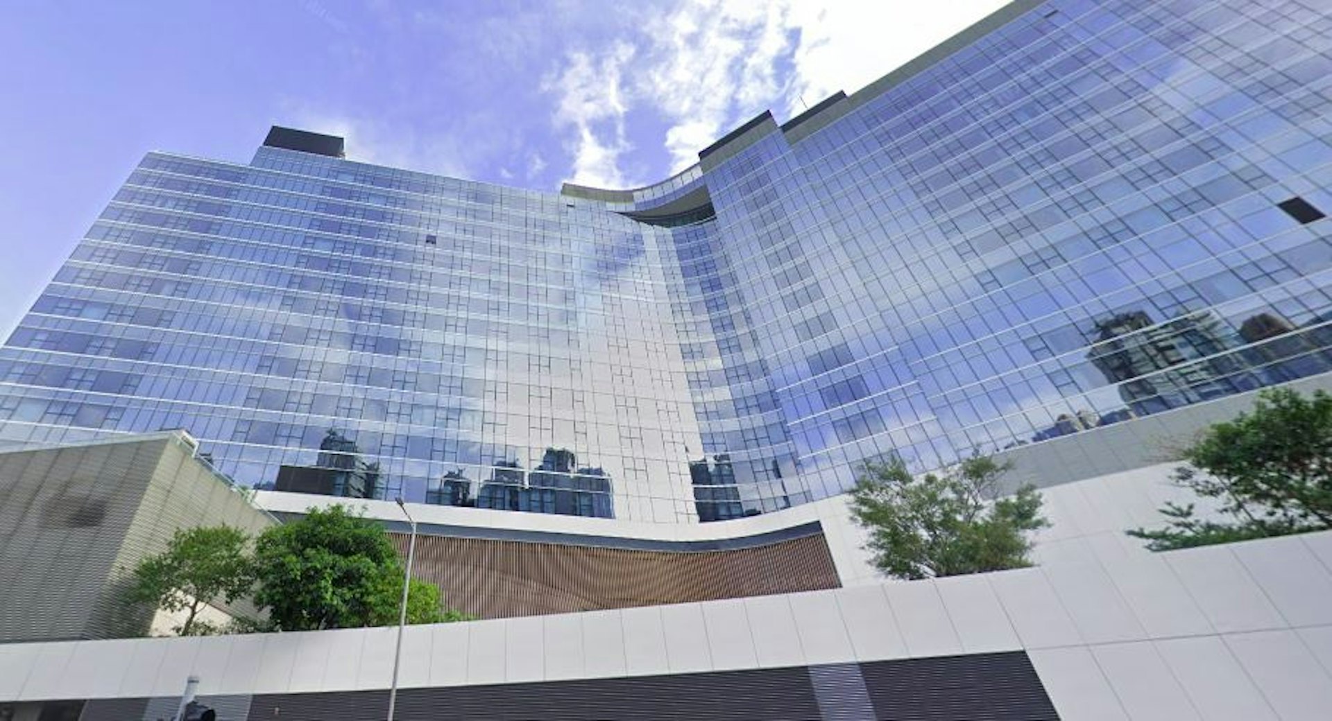 該的士司機指,今日(5月8日)凌晨3時在紅磡嘉里酒店接載女乘客到將軍澳日出康城領都,卻疑似直擊偷情現場。(Google Maps)