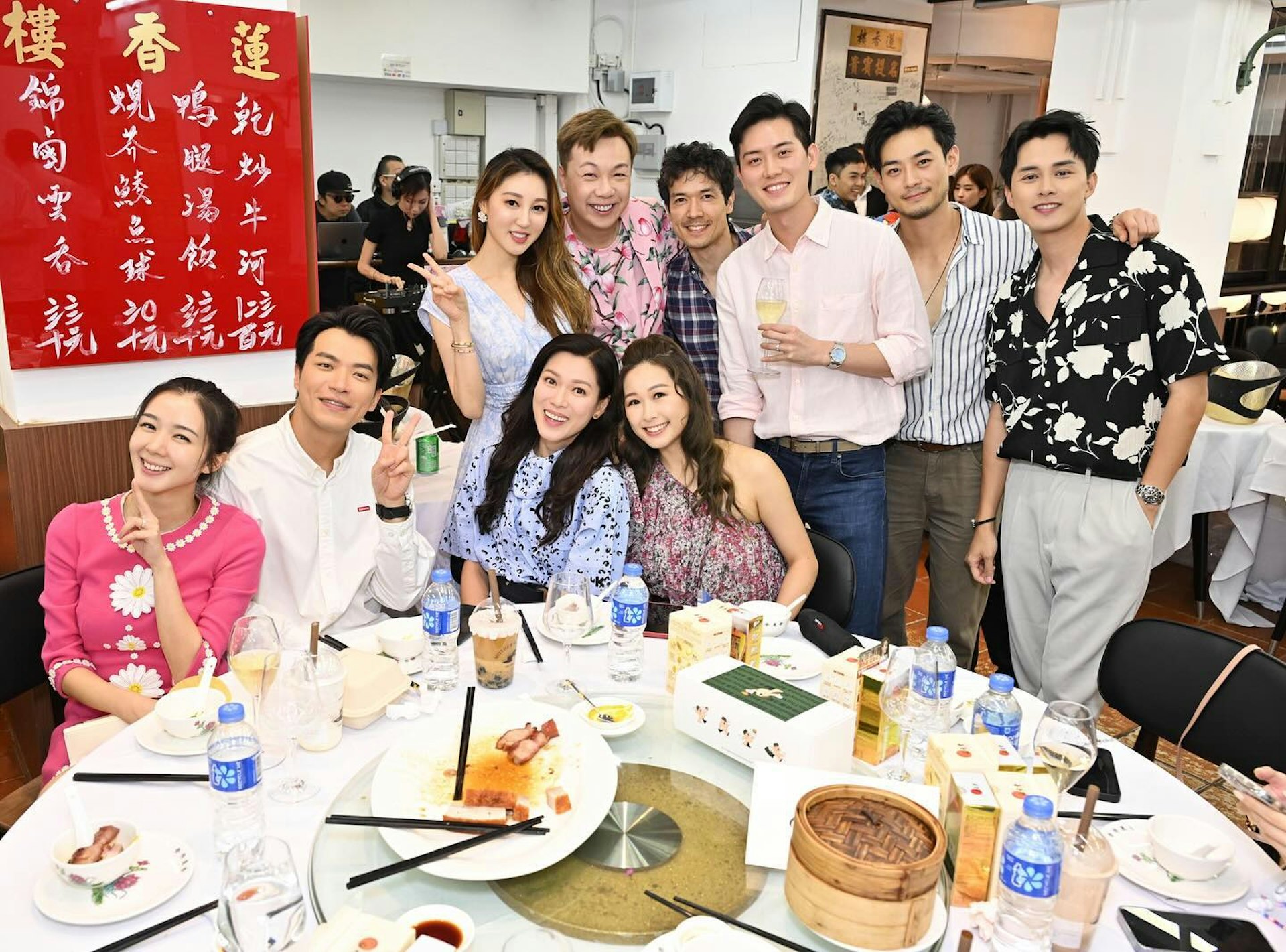 何艷娟曾在《愛‧回家之開心速遞》中飾演龍家千金龍作蜜。(IG@katherine_hoyk)