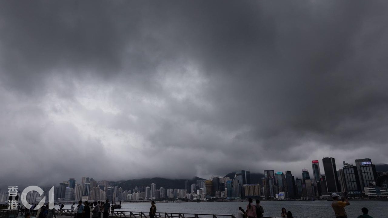 紅雨黃雨先後發出|天文台:是否發黑雨視乎雷雨區發展