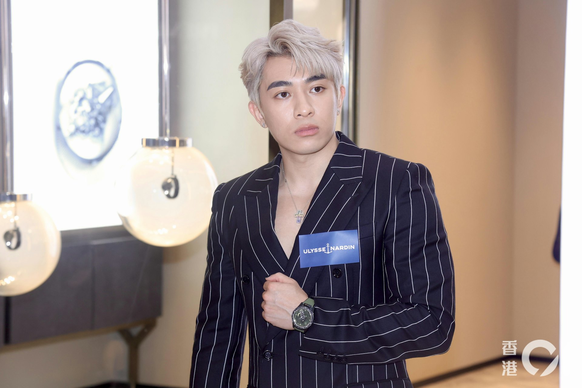 Tyson Yoshi透露有意將粉絲所送的Bra整成一棵聖誕樹。(梁碧玲攝) Tyson Yoshi透露有意將粉絲所送的Bra整成一棵聖誕樹。(梁碧玲攝)