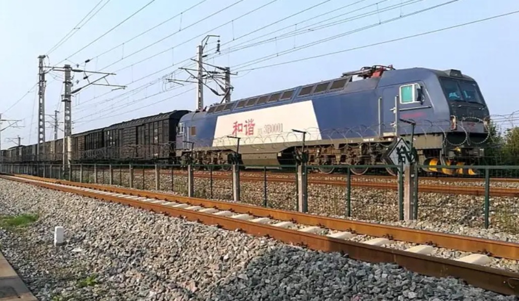 綏佳線鐵路發生貨物列車撞上鐵路施工人員的事故。（資料圖片）