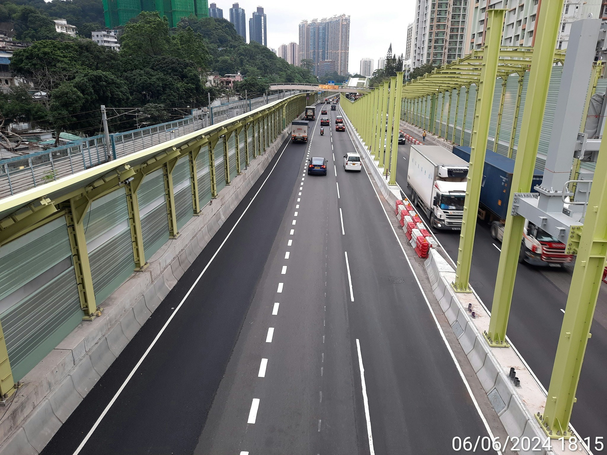 運輸及物流局表示，現時在晚上繁忙時段大部分時間行車暢順，沒有明顯車龍。(運輸及物流局Facebook)