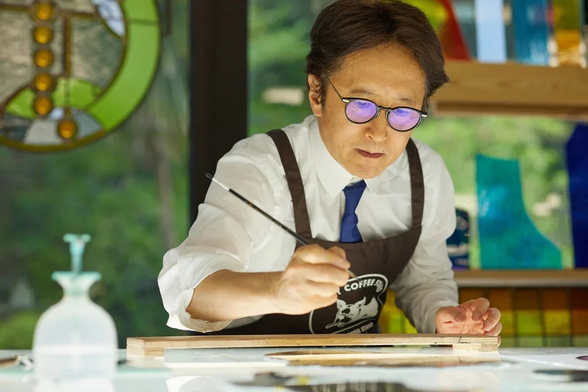 漫畫家荒木飛呂彥64歲生日不老傳說與獨樹一幟的《JoJo》現象