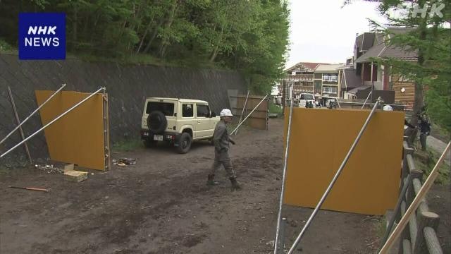 日本富士山五合目大門開始安裝 山梨縣「落閘」管控登山人流 日本富士山五合目大門開始安裝 山梨縣「落閘」管控登山人流
