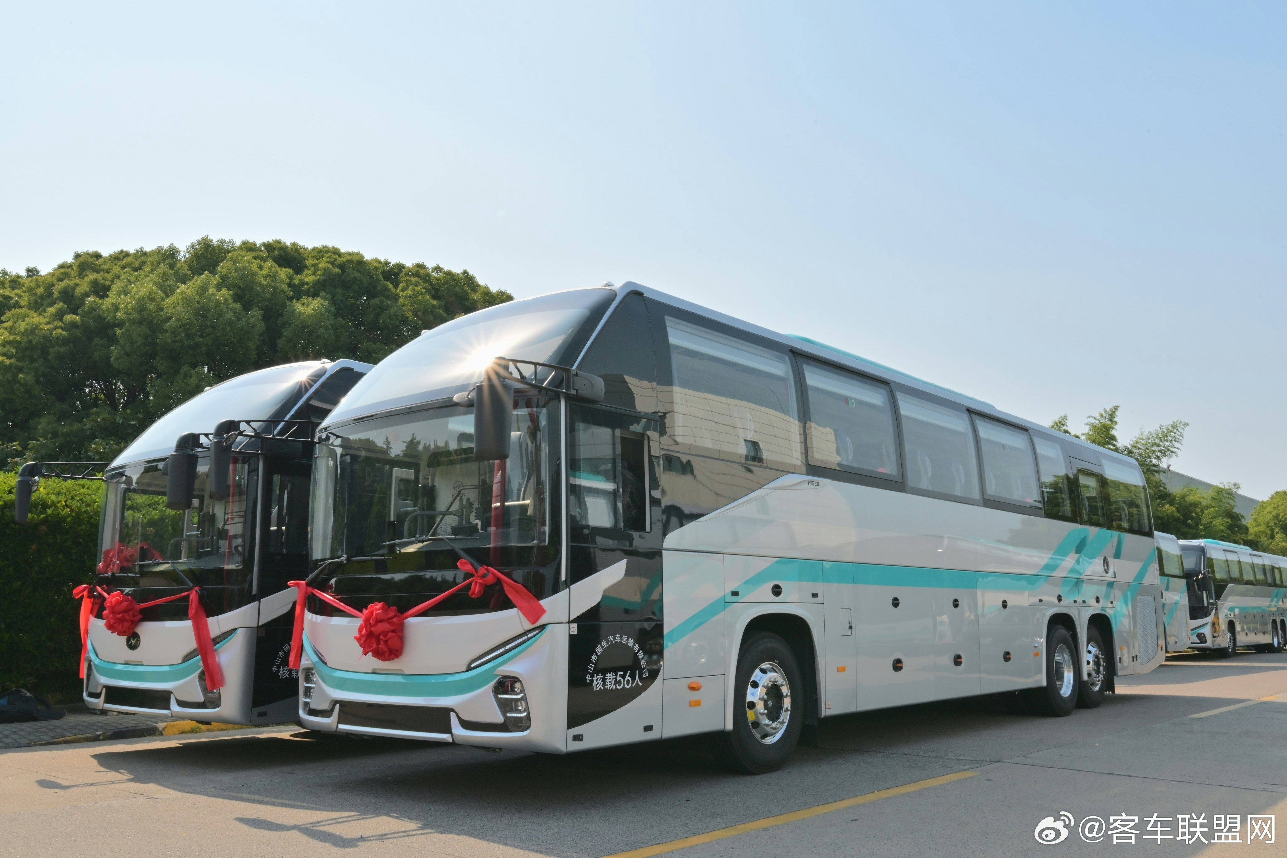 穿梭巴士將在深中通道24小時不間斷營運。（微博）