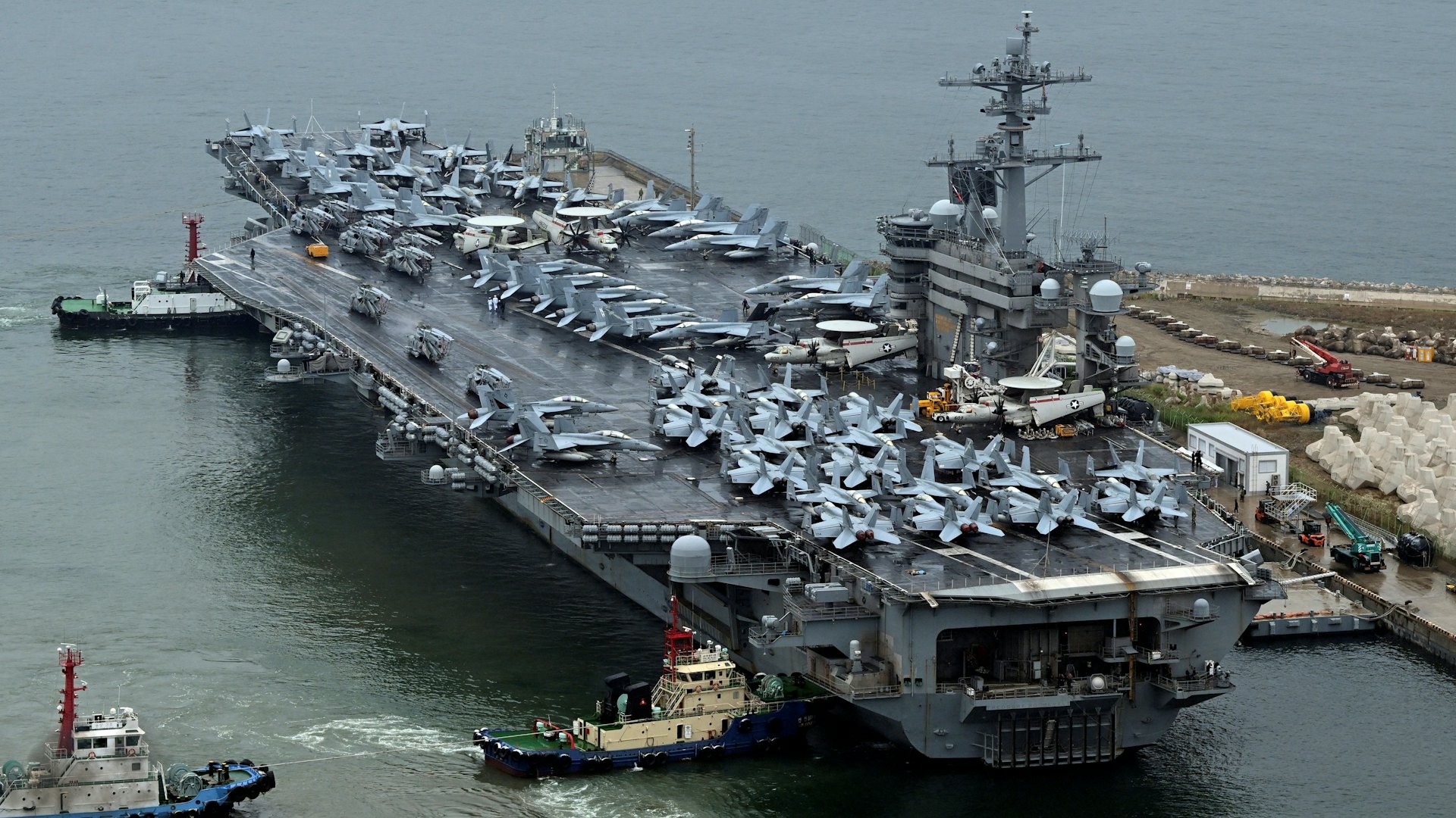 3名中國人韓國受查 涉釜山航拍美國航空母艦羅斯福號 3名中國人韓國受查 涉釜山航拍美國航空母艦羅斯福號