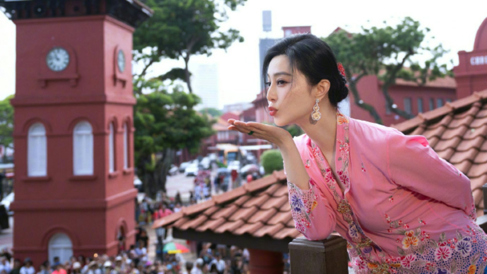 馬來西亞馬六甲州委任范冰冰為旅遊大使。(微博@范冰冰)