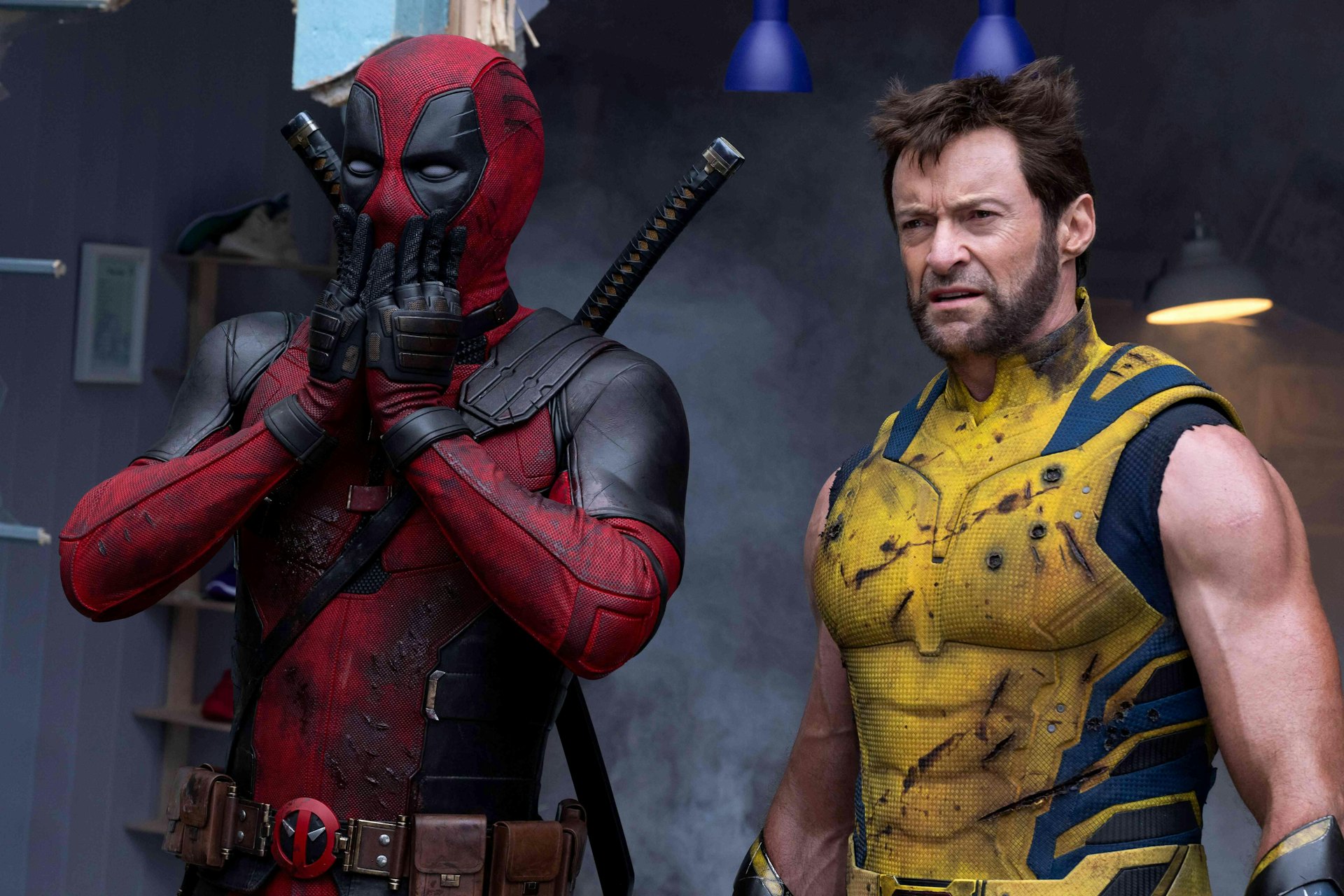 作為Marvel親生仔,《死侍與狼人》亦照舊有海量超級英雄彩蛋,讓粉絲與其他作品扣連,以下將盤點13個重要彩蛋,考考大家入場的眼力!(《死侍與狼人》電影劇照) 作為Marvel親生仔,《死侍與狼人》亦照舊有海量超級英雄彩蛋,讓粉絲與其他作品扣連,以下將盤點13個重要彩蛋,考考大家入場的眼力!(《死侍與狼人》電影劇照)